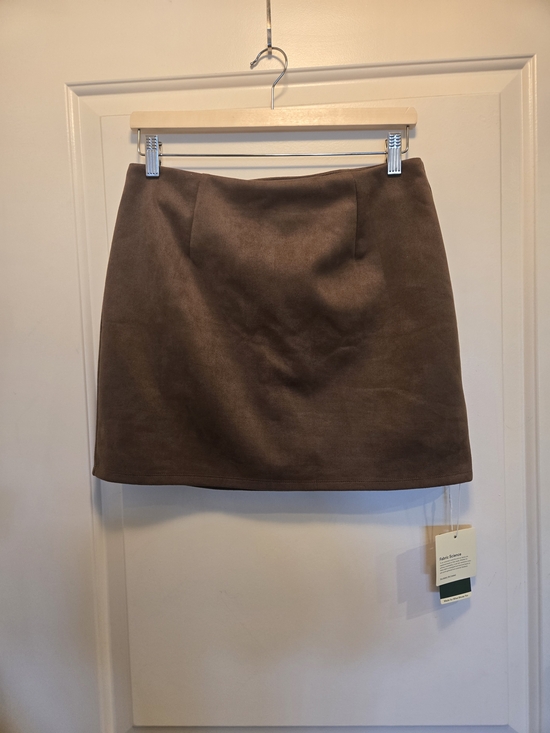 HALARA Dresses & Skirts - HALARA NWT Brown Suede-Look Mini Skort L